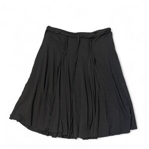 vintage paper tag Black pleated midi skirt with elastic waistband